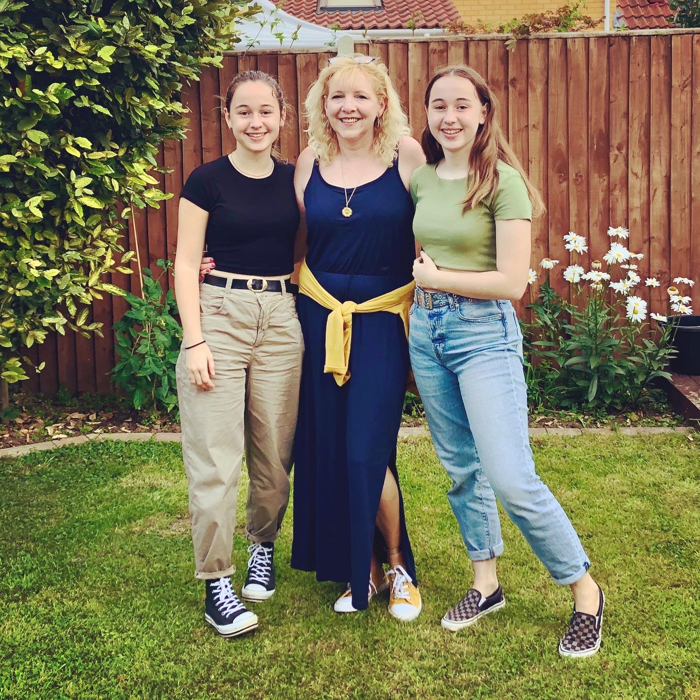 Farewell Lara and Margaux Image